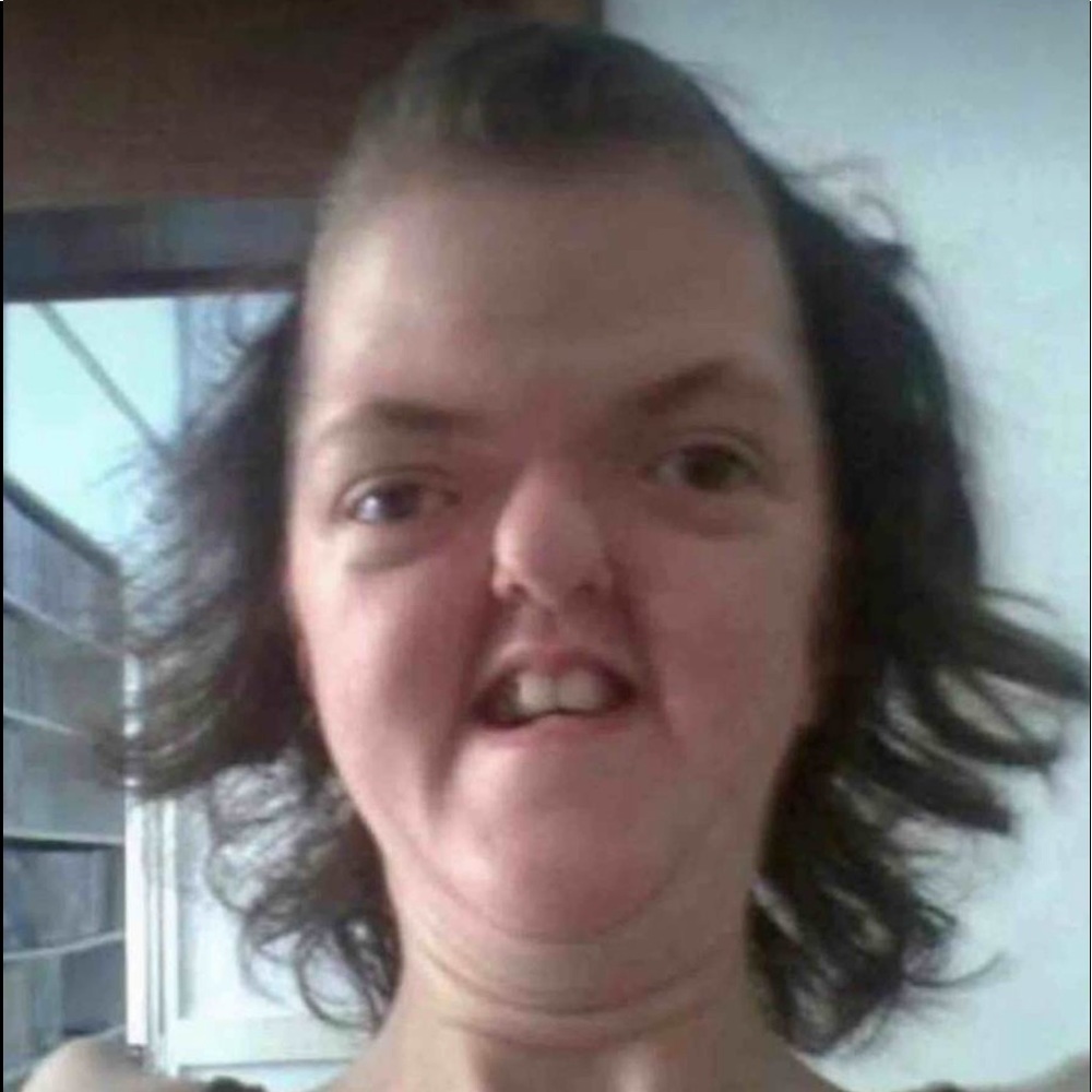 Meet your Posher, Brii